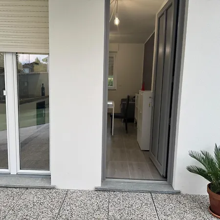 Petite Maison Aurora דירה *